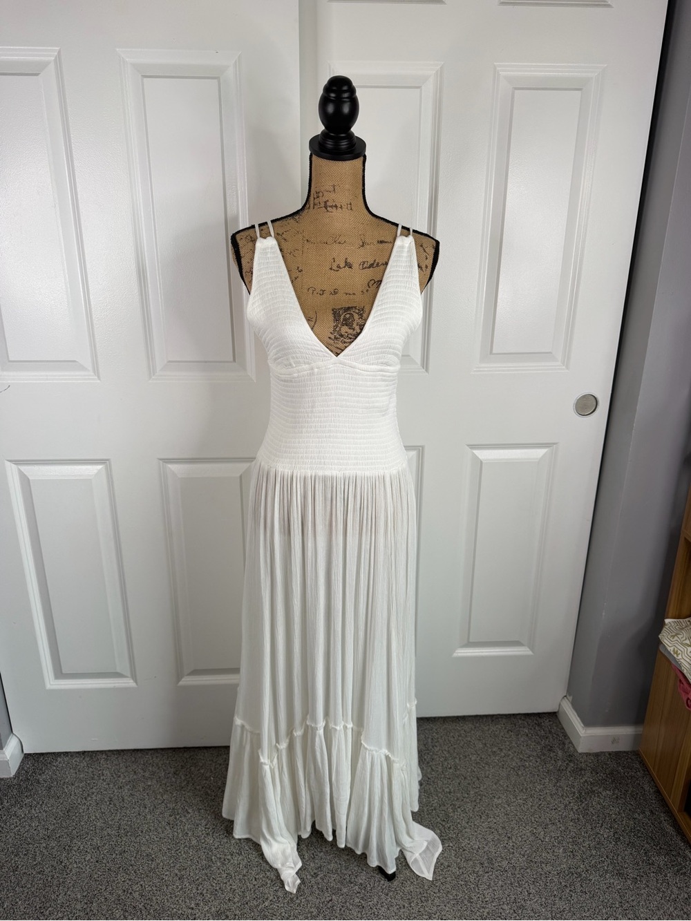 Free People White Smocked Maxi Dress Beach Boho Sz M NWOT - Picture 4 of 13